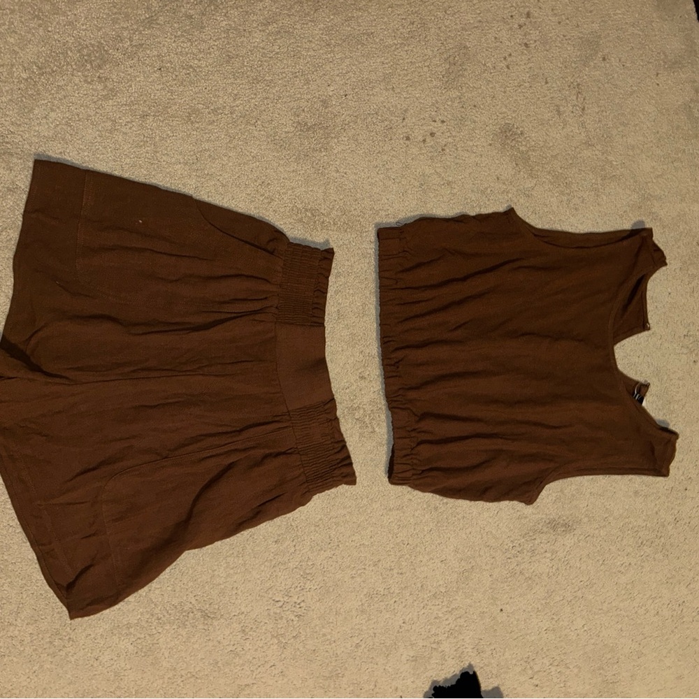 Brown Sleeveless Top and Shorts Set - Picture 3 of 6